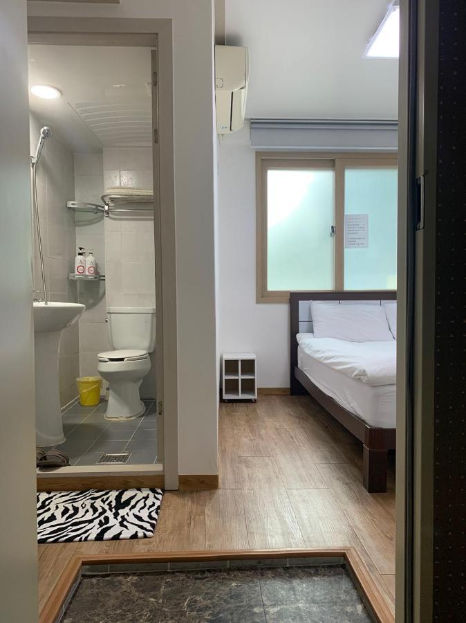 Hamory Guesthouse Dongdaemun Seoel Buitenkant foto