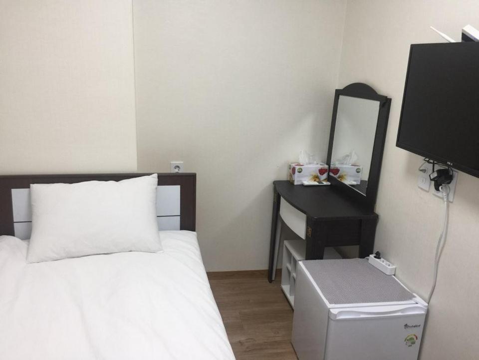 Hamory Guesthouse Dongdaemun Seoel Buitenkant foto