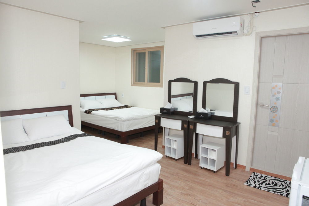 Hamory Guesthouse Dongdaemun Seoel Buitenkant foto