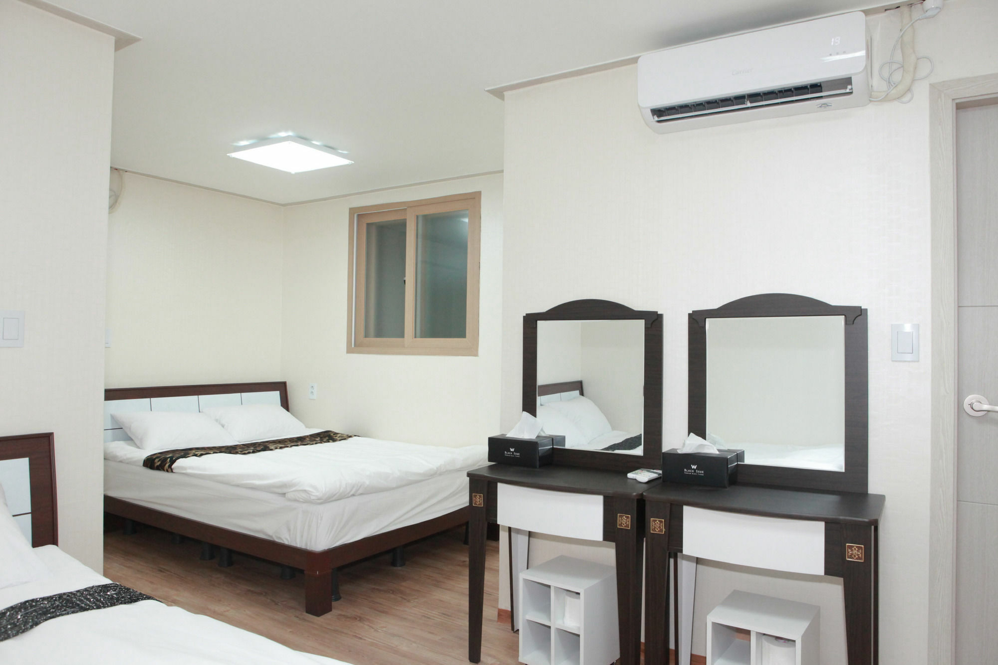 Hamory Guesthouse Dongdaemun Seoel Buitenkant foto